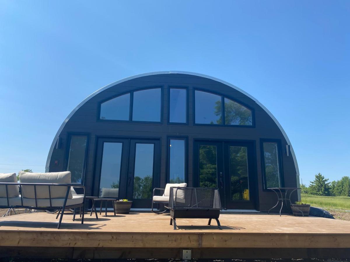 Unique Waterfront House With Private Beach 가나노크 외부 사진